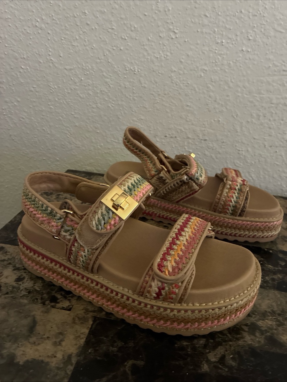 Steve Madden Bigmona sandals